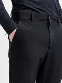 1910402-999000_CORE Explore Pants M_Closeup4.jpg